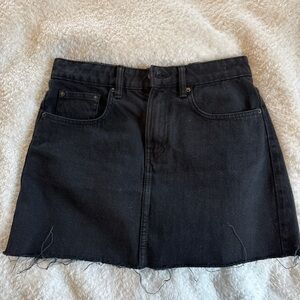 Zara Black Frayed Hem Mini Skirt